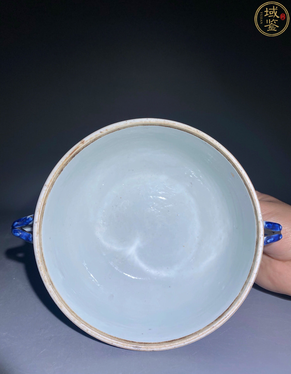 古玩陶瓷(優(yōu)品)晚清·青花皮球花紋雙耳缸拍賣,當(dāng)前價(jià)格3888元