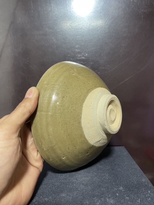 古玩陶瓷宋黃釉刻花大碗拍賣,當前價格1850元