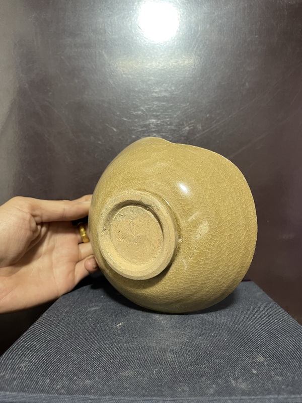 古玩陶瓷宋龍泉黃釉刻花碗拍賣,當前價格1650元