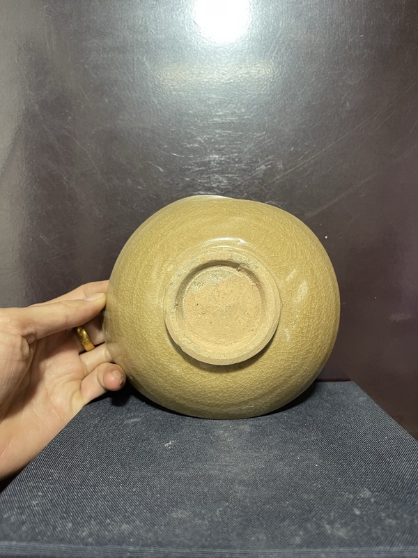 古玩陶瓷宋龍泉黃釉刻花碗拍賣,當前價格1650元
