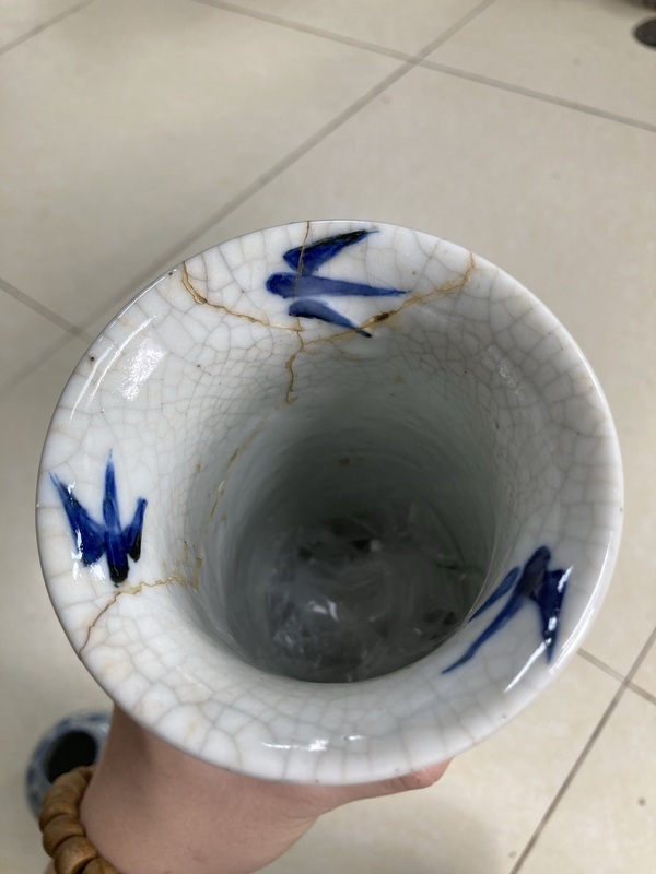 古玩陶瓷哥釉地青花花觚拍賣,當前價格388元