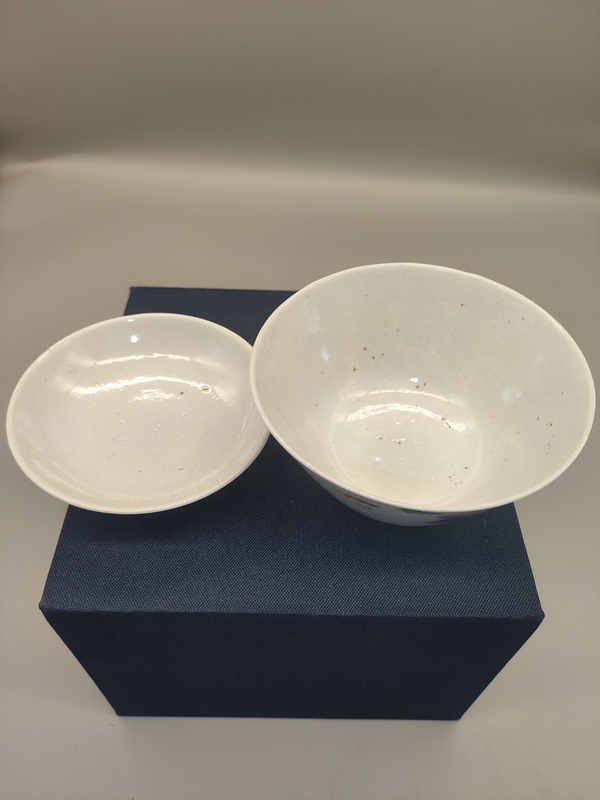古玩陶瓷清晚期,粉彩折枝四季花卉紋蓋碗拍賣,當(dāng)前價(jià)格580元