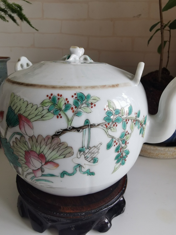 古玩陶瓷粉彩一品富貴紋茶壺拍賣，當(dāng)前價格2600元