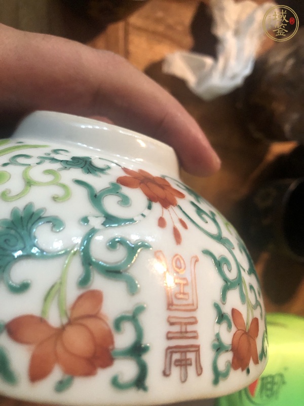 古玩陶瓷粉彩福壽紋茶碗真品鑒賞圖