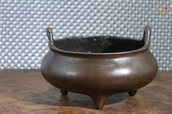 古玩銅器沖天耳三足銅香爐真品鑒賞圖