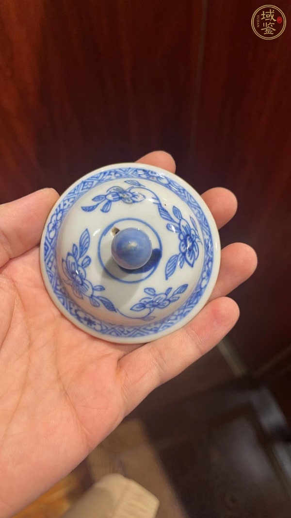 古玩陶瓷青花花卉紋茶壺真品鑒賞圖