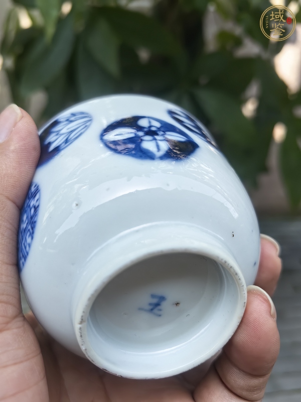 古玩陶瓷青花皮球花紋茶碗真品鑒賞圖