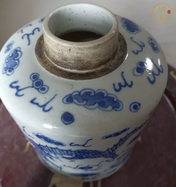 古玩陶瓷青花趕珠龍紋茶葉罐真品鑒賞圖