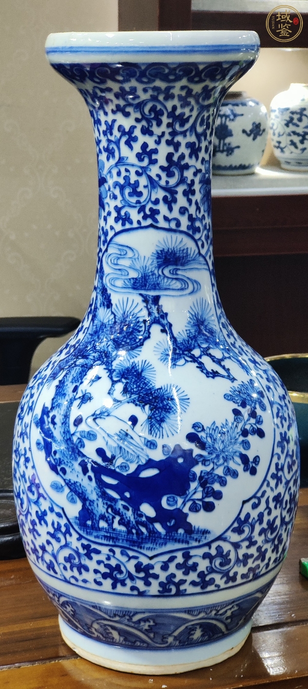 古玩陶瓷花鳥紋青花瓶真品鑒賞圖