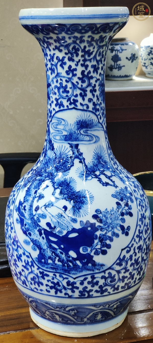 古玩陶瓷花鳥紋青花瓶真品鑒賞圖