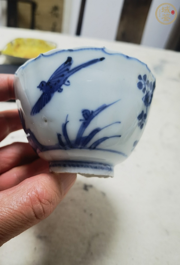 古玩陶瓷青花花鳥紋杯真品鑒賞圖