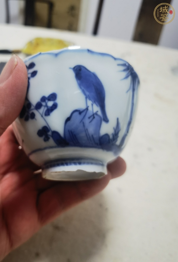 古玩陶瓷青花花鳥紋杯真品鑒賞圖