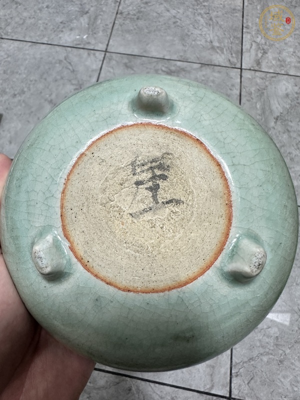 古玩陶瓷乾隆香爐真品鑒賞圖