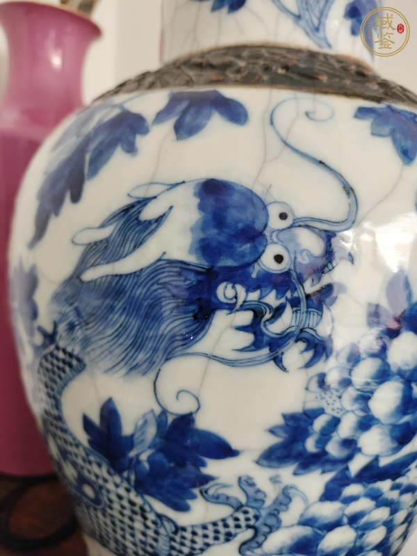 古玩陶瓷青花龍紋瓶真品鑒賞圖