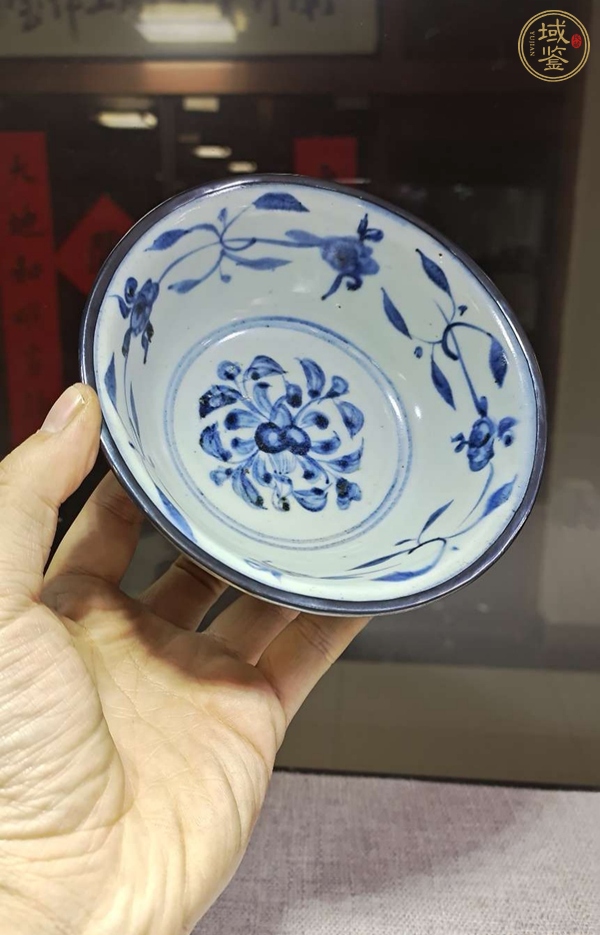 古玩陶瓷青花花卉碗真品鑒賞圖