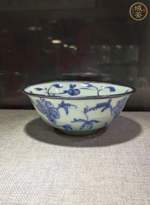 古玩陶瓷青花花卉碗真品鑒賞圖