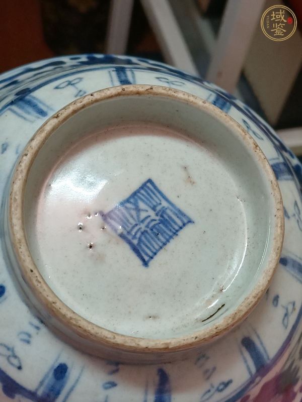 古玩陶瓷青花纏枝花卉紋茶碗真品鑒賞圖