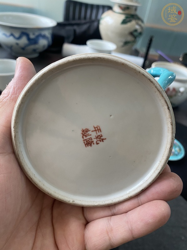 古玩陶瓷松石綠粉彩皮球花茶壺真品鑒賞圖