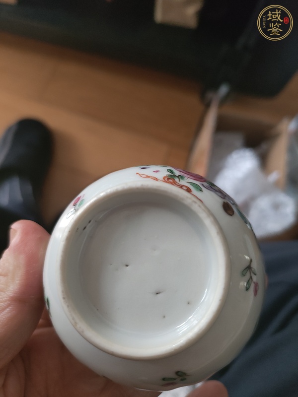 古玩陶瓷廣彩花卉紋茶杯真品鑒賞圖