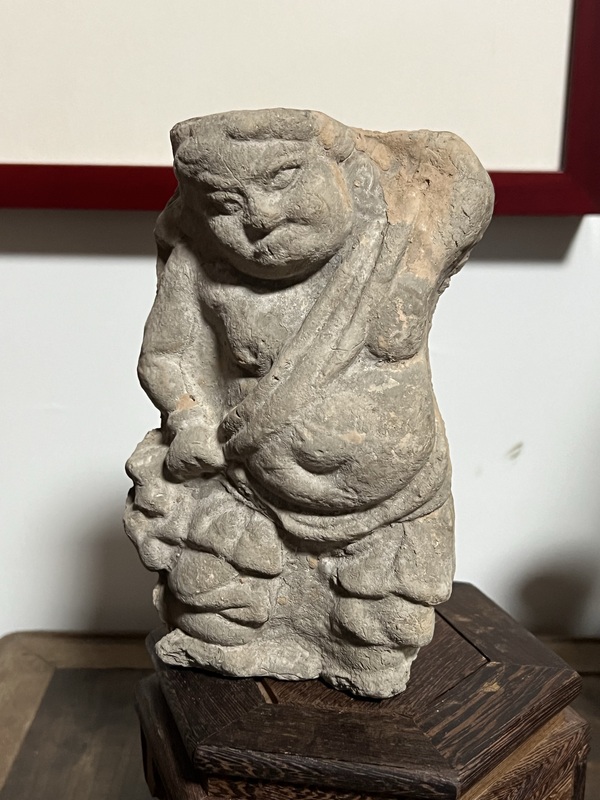 古玩陶瓷金元力士人物造像拍賣,當前價格4880元