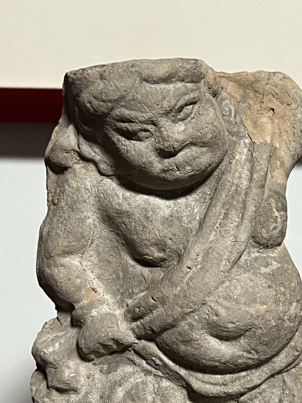 古玩陶瓷金元力士人物造像拍賣,當前價格4880元