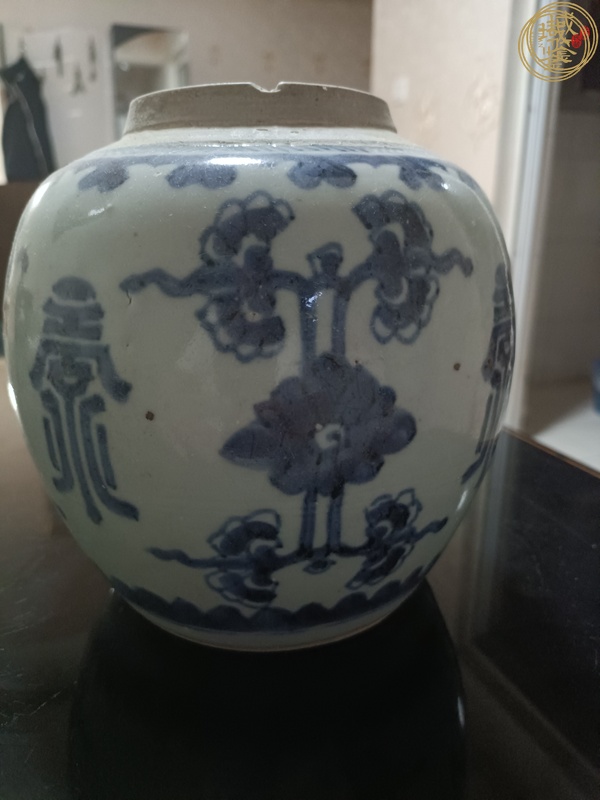 古玩陶瓷青花花間壽紋蓋罐真品鑒賞圖