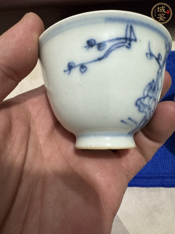 古玩陶瓷青花花卉紋茶杯真品鑒賞圖