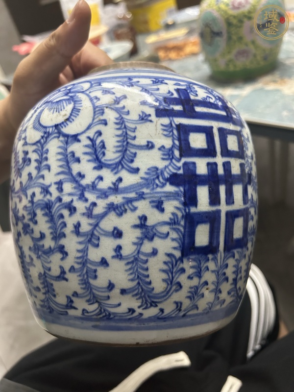 古玩陶瓷晚清青花喜字罐真品鑒賞圖