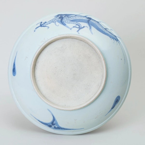 古玩陶瓷清·全品大盤雍乾過墻龍紋青花大盤拍賣,當前價格7389元