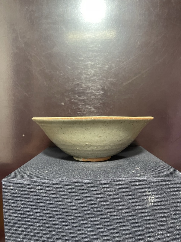 古玩陶瓷宋元影青釉梅花出筋碗。拍賣,當前價格6800元