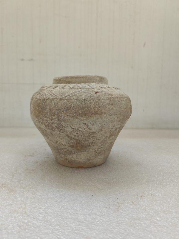 古玩陶瓷黃釉罐拍賣,當前價格680元