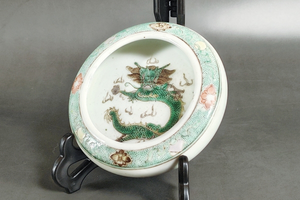 古玩陶瓷清末民初·五彩云龍紋鏜鑼洗拍賣(mài),當(dāng)前價(jià)格4880元