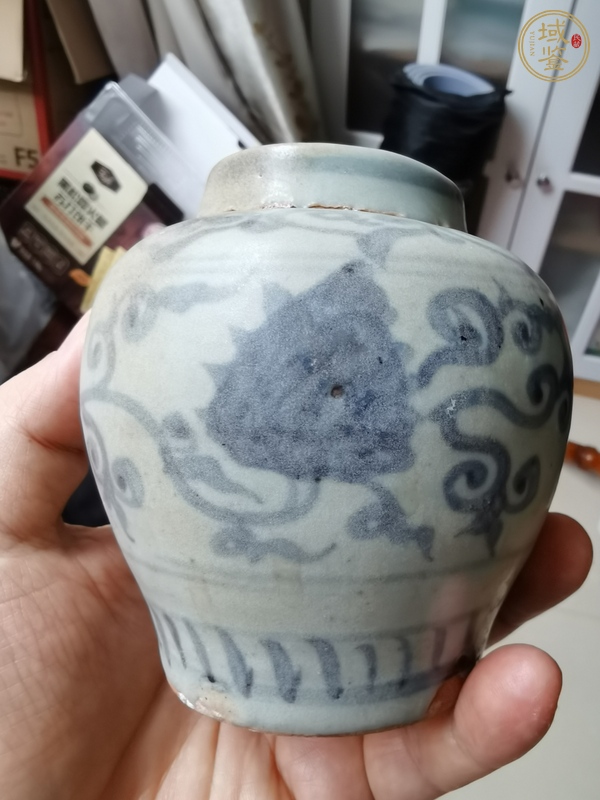 古玩陶瓷青花罐真品鉴赏图