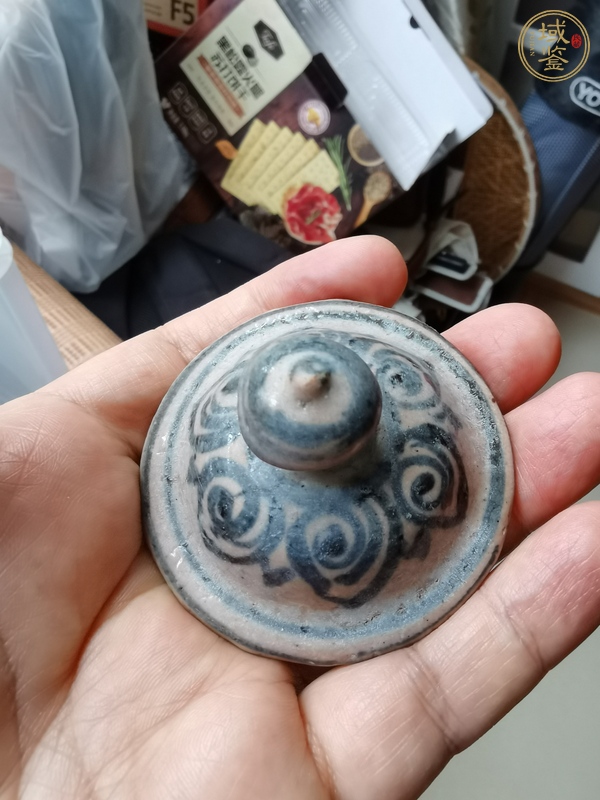 古玩陶瓷青花罐真品鉴赏图