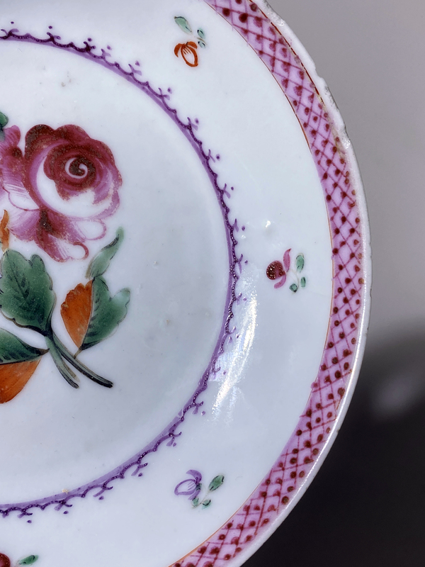 古玩陶瓷乾隆粉彩花卉紋盤拍賣,當前價格238元