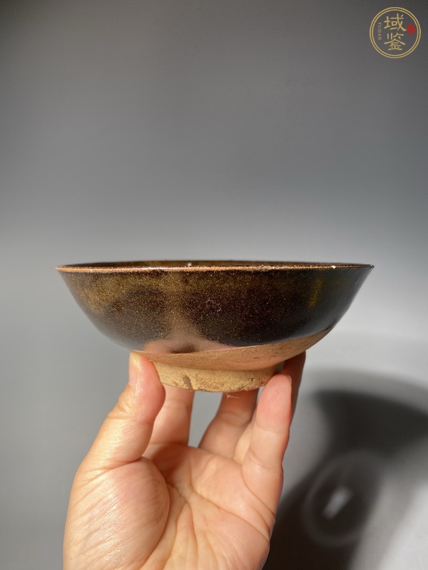 古玩陶瓷茶葉末釉茶碗真品鑒賞圖