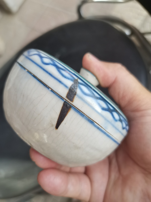 古玩陶瓷青花綠彩花卉紋蓋盒拍賣,當前價格399元
