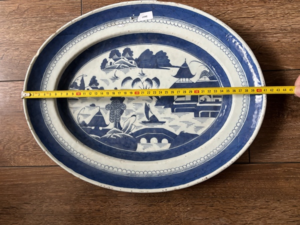古玩陶瓷清中期青花亭臺樓閣山水紋盤拍賣,當前價格3999元