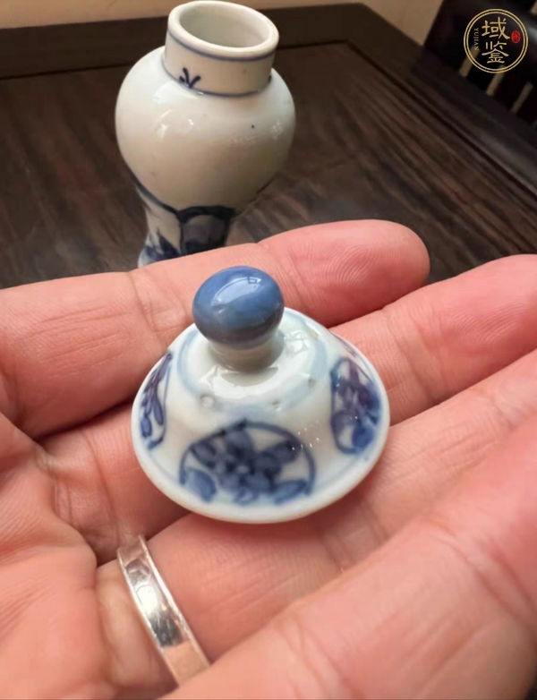 古玩陶瓷青花蓋瓶真品鑒賞圖