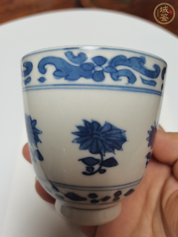 古玩陶瓷青花花卉紋仰鐘杯，注意品相真品鑒賞圖