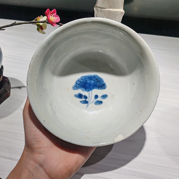 古玩陶瓷清早期青花花鳥花卉紋碗拍賣,當前價格2800元