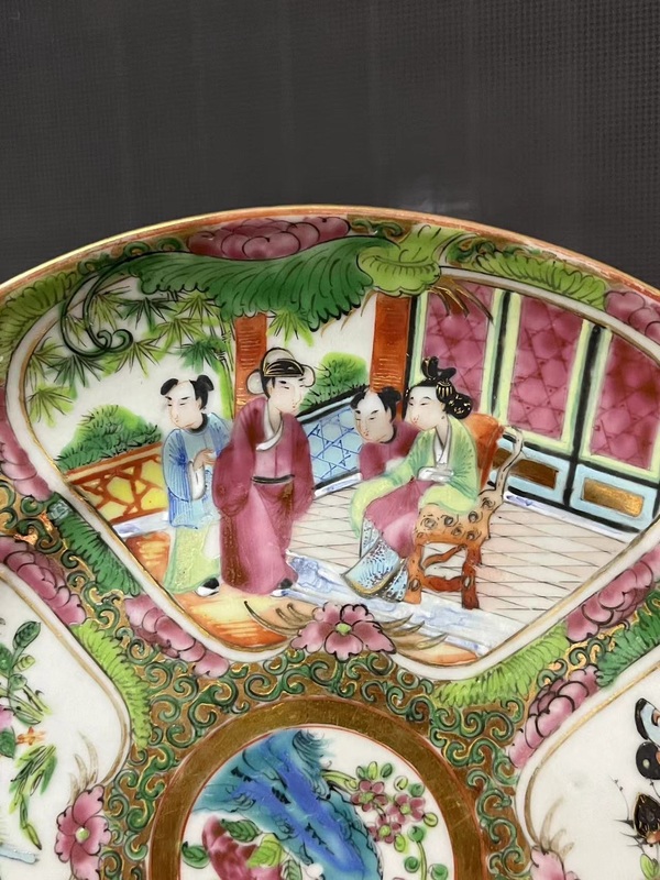 古玩陶瓷晚清.花鳥人物故事廣彩折沿盤拍賣,當前價格258元
