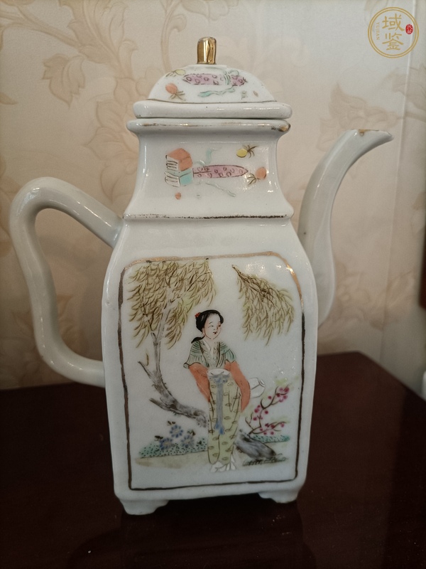 古玩陶瓷粉彩桃花美女圖茶壺真品鑒賞圖