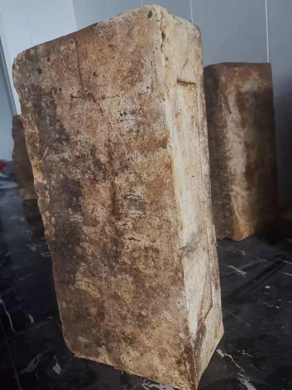 古玩雜項(xiàng)明洪武老城墻磚拍賣,當(dāng)前價格4000元