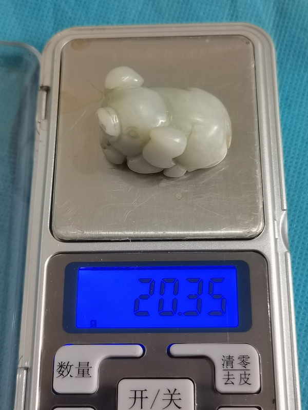 古玩玉器和田玉豬拍賣,當前價格1333元