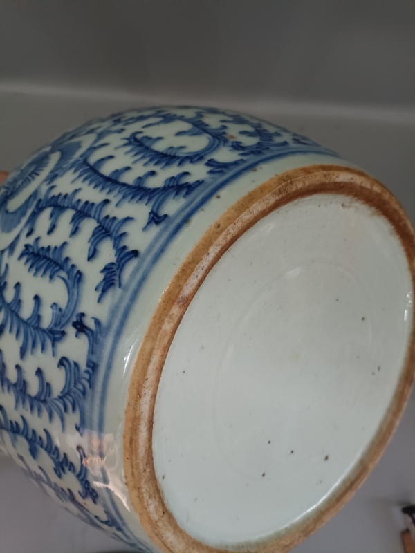 古玩陶瓷青花特大號纏蓮粥罐拍賣,當前價格299元
