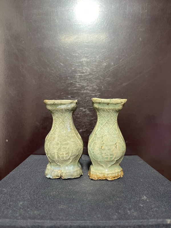 古玩陶瓷元龍泉青瓷福壽四方瓶拍賣，當前價格12000元