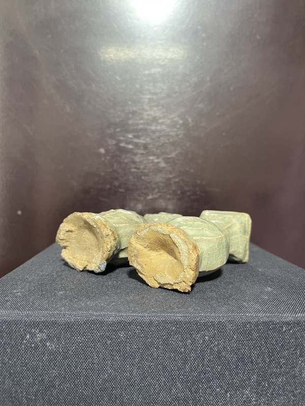 古玩陶瓷元龍泉青瓷福壽四方瓶拍賣，當前價格12000元