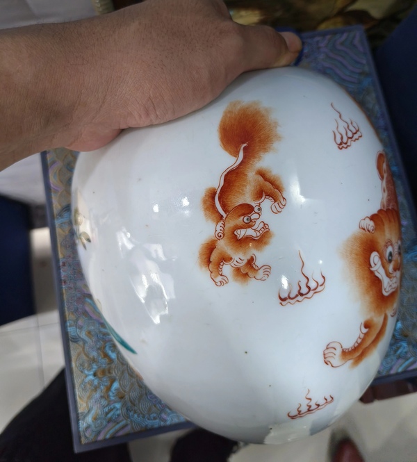 古玩陶瓷清晚期博古圖冬瓜罐拍賣,當前價格5600元