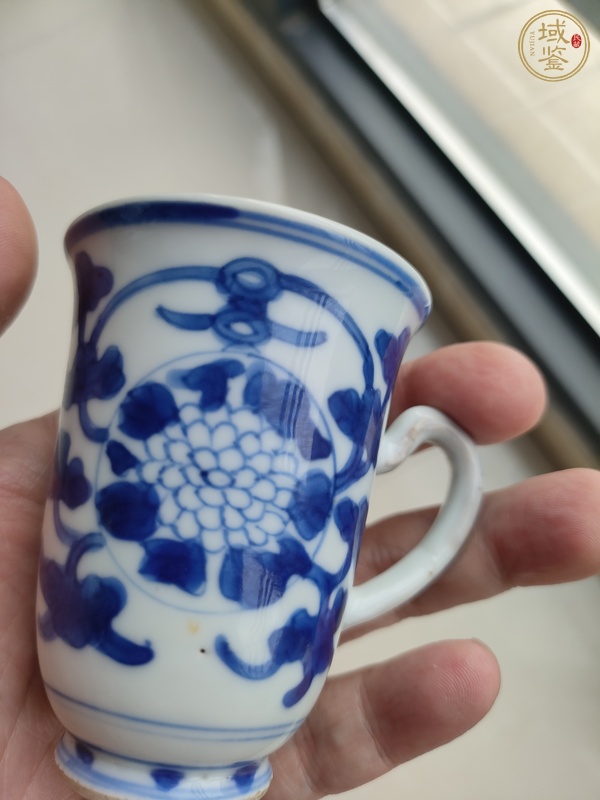 古玩陶瓷青花纏枝杯真品鑒賞圖